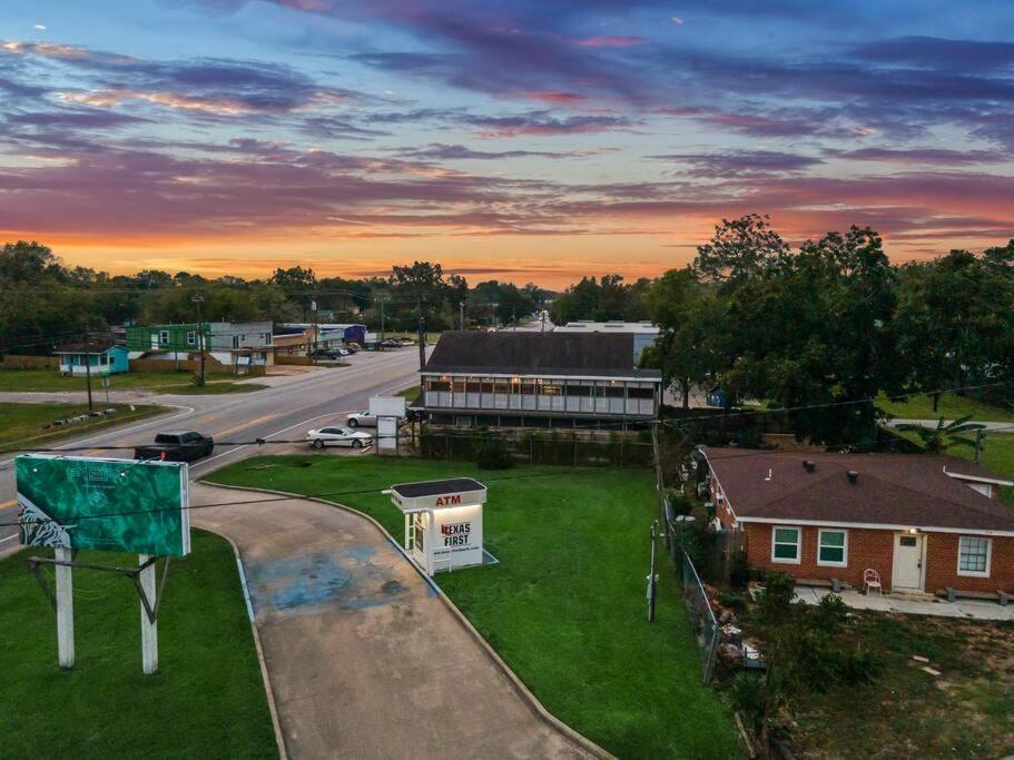 Sunnyside Retreat Apartment Bacliff ภายนอก รูปภาพ
